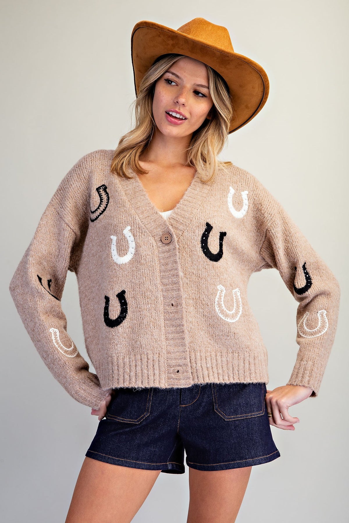 Horseshoe Pattern Knit Women Cardigan