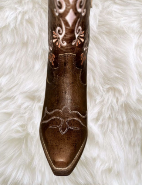 Honey Cherry – Women’s Tall Western Boots