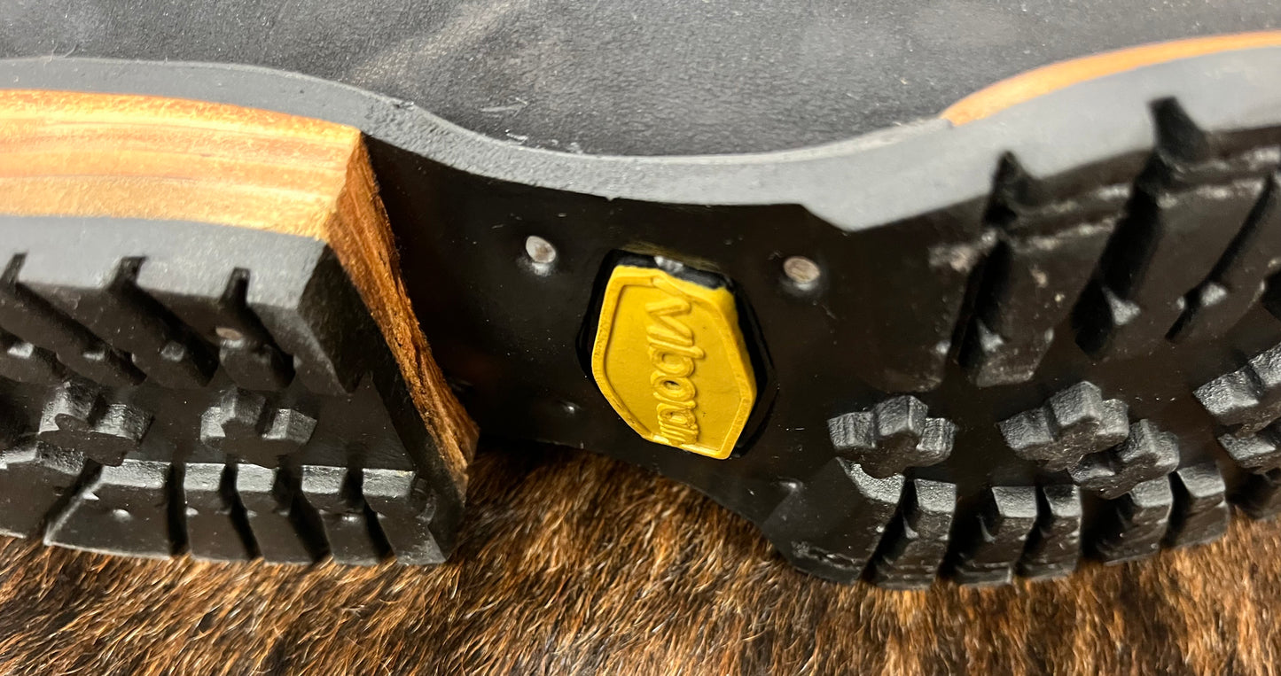 Nubuck Ankle Boot Truck Sole