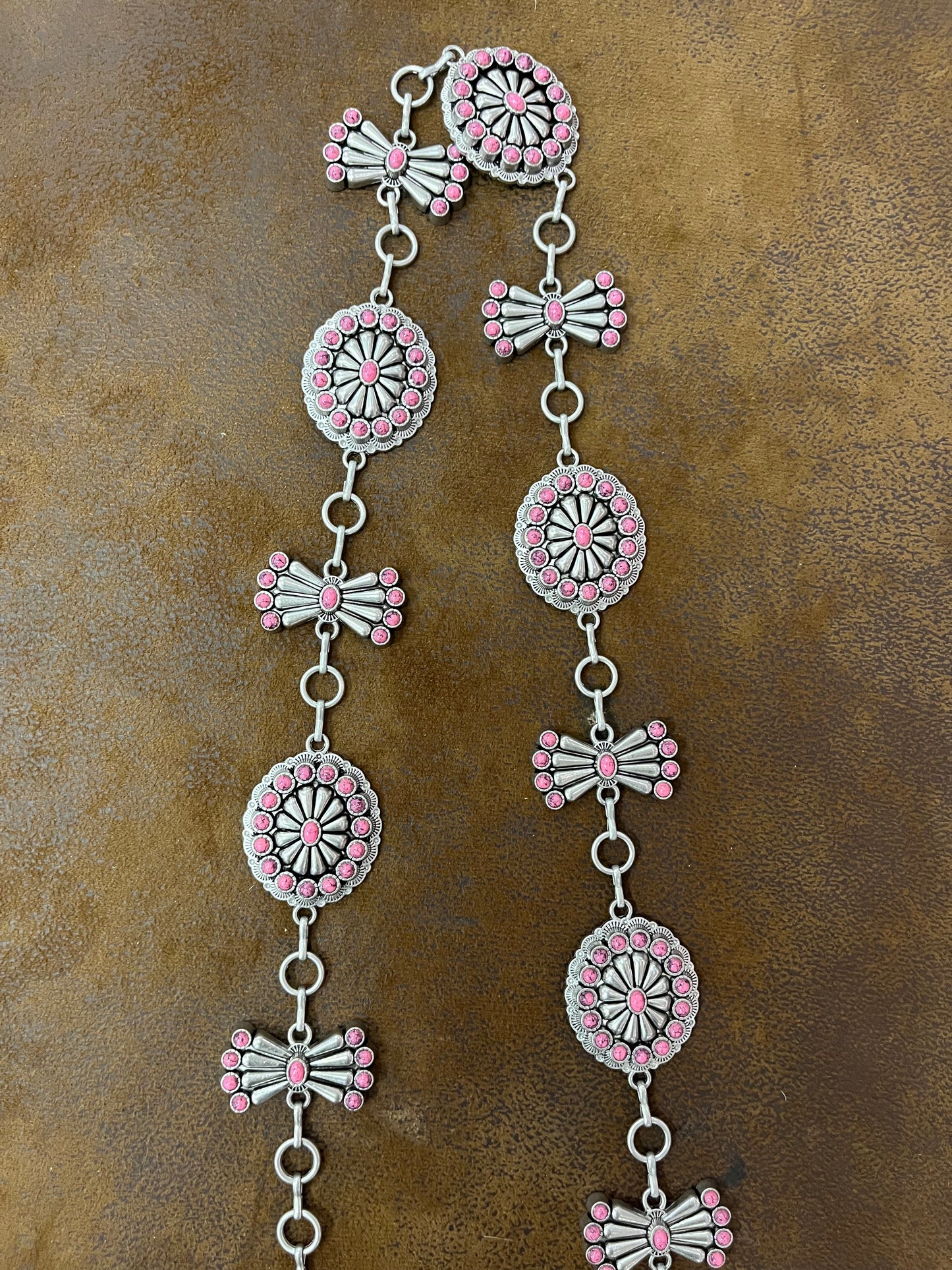 Angel Ranch Ladies Chain Belt Oval Butterfly Conchos Chain Light Pink