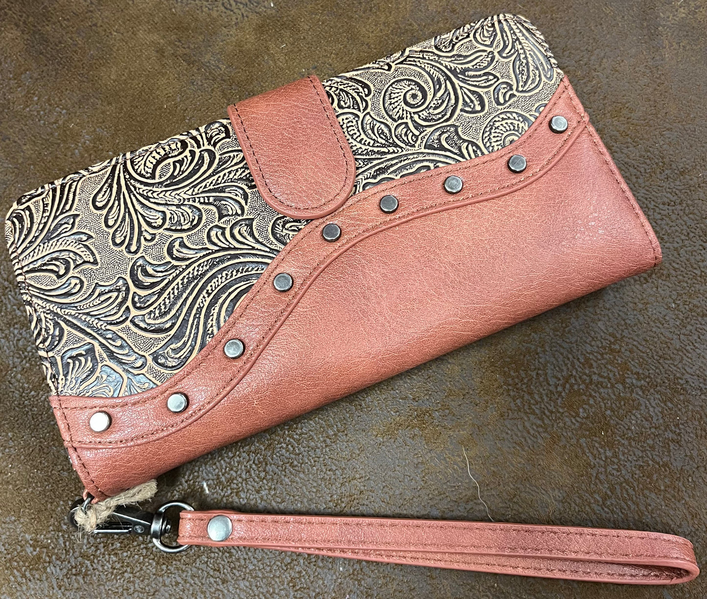 Justin Women Wallet W/Wristlet Asymmetrical Tolled Leather