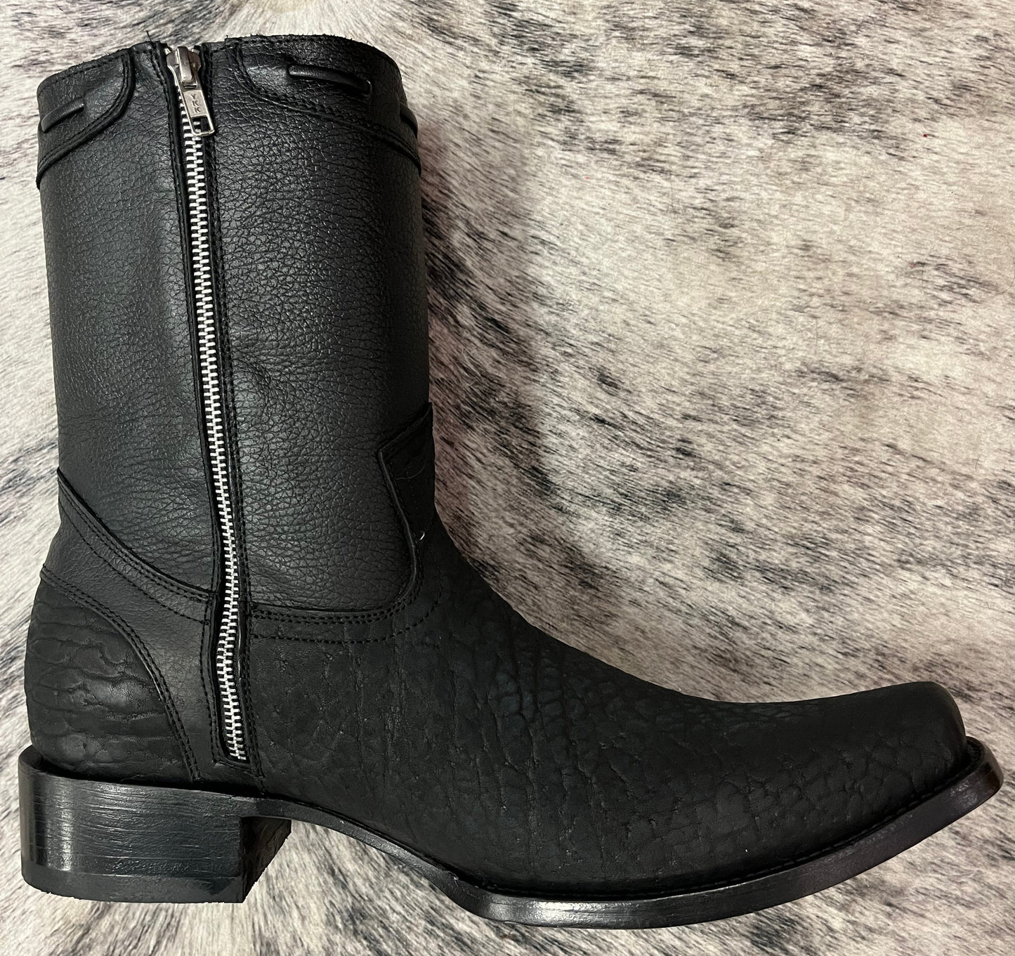EM Dubai Bull Neck Ankle Boot