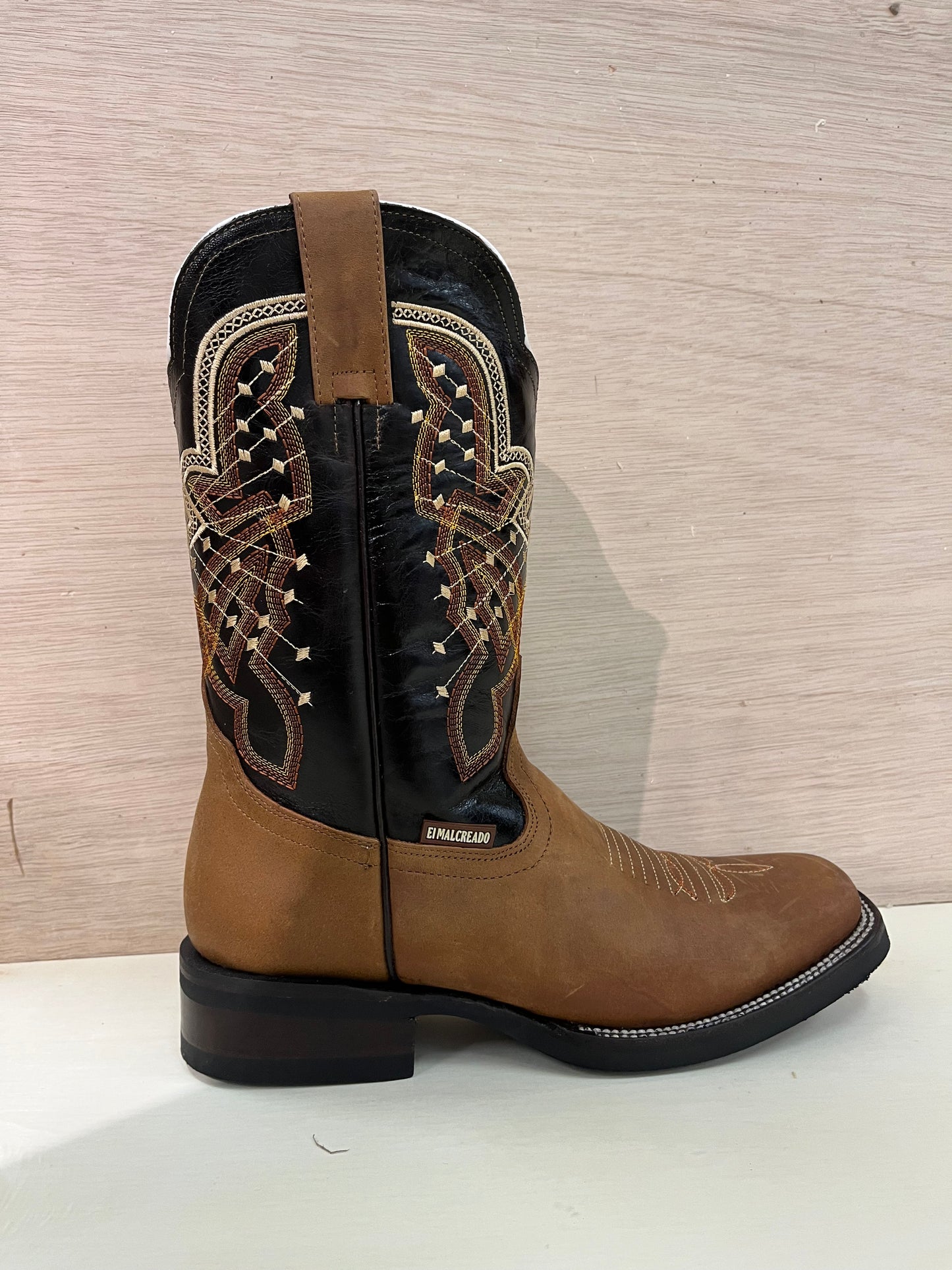 Rubber Sole Men’s Boots