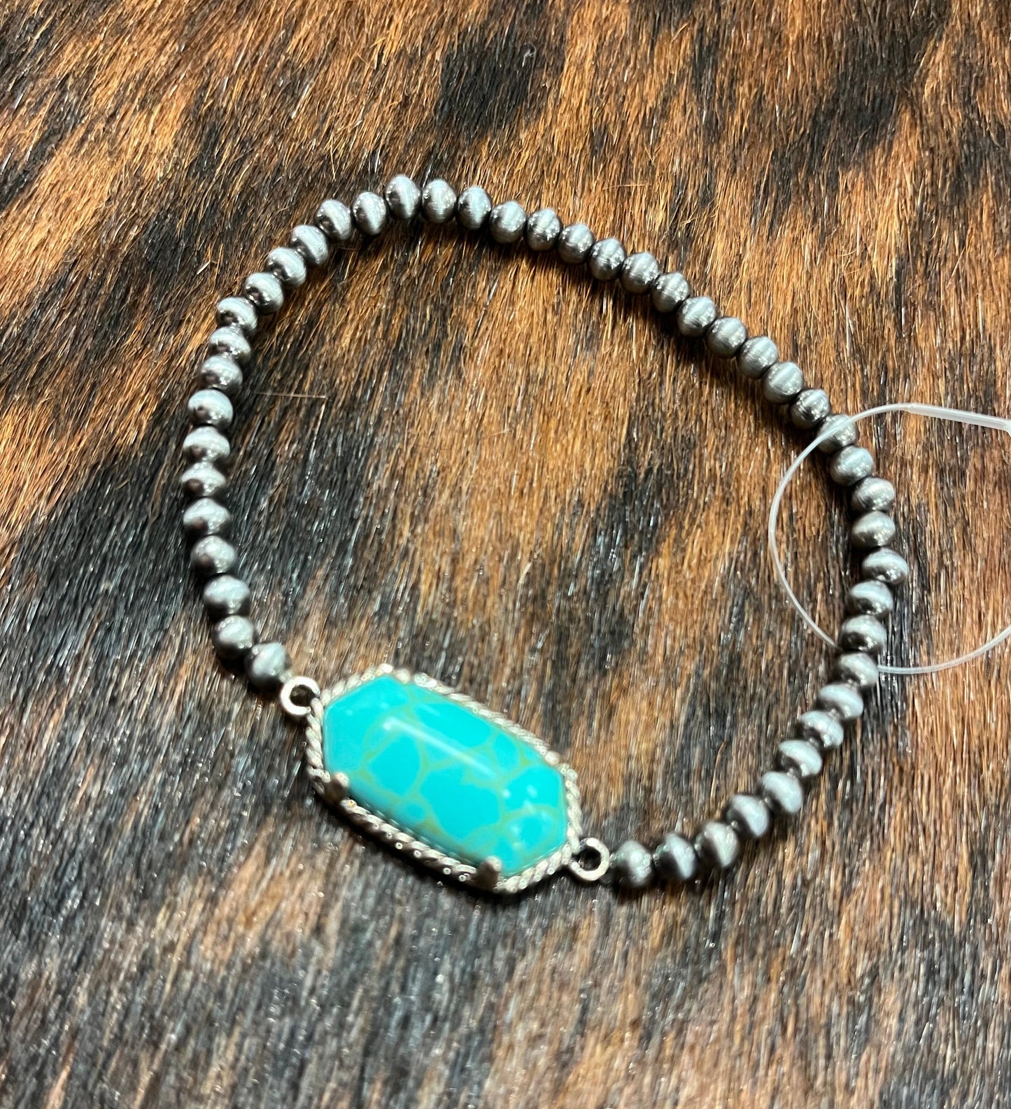 Turquoise Beaded Bracelet w/Silver Setting