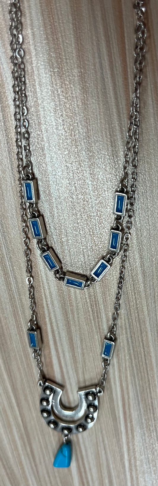 Justin Necklace Horseshoe Double Strand