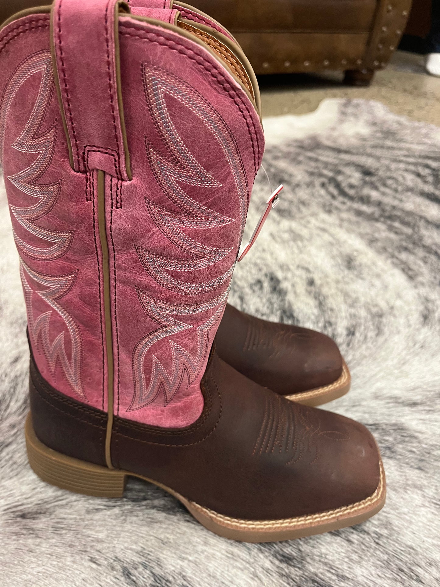 Justin Wmn Boots- Pink Boot Shaft