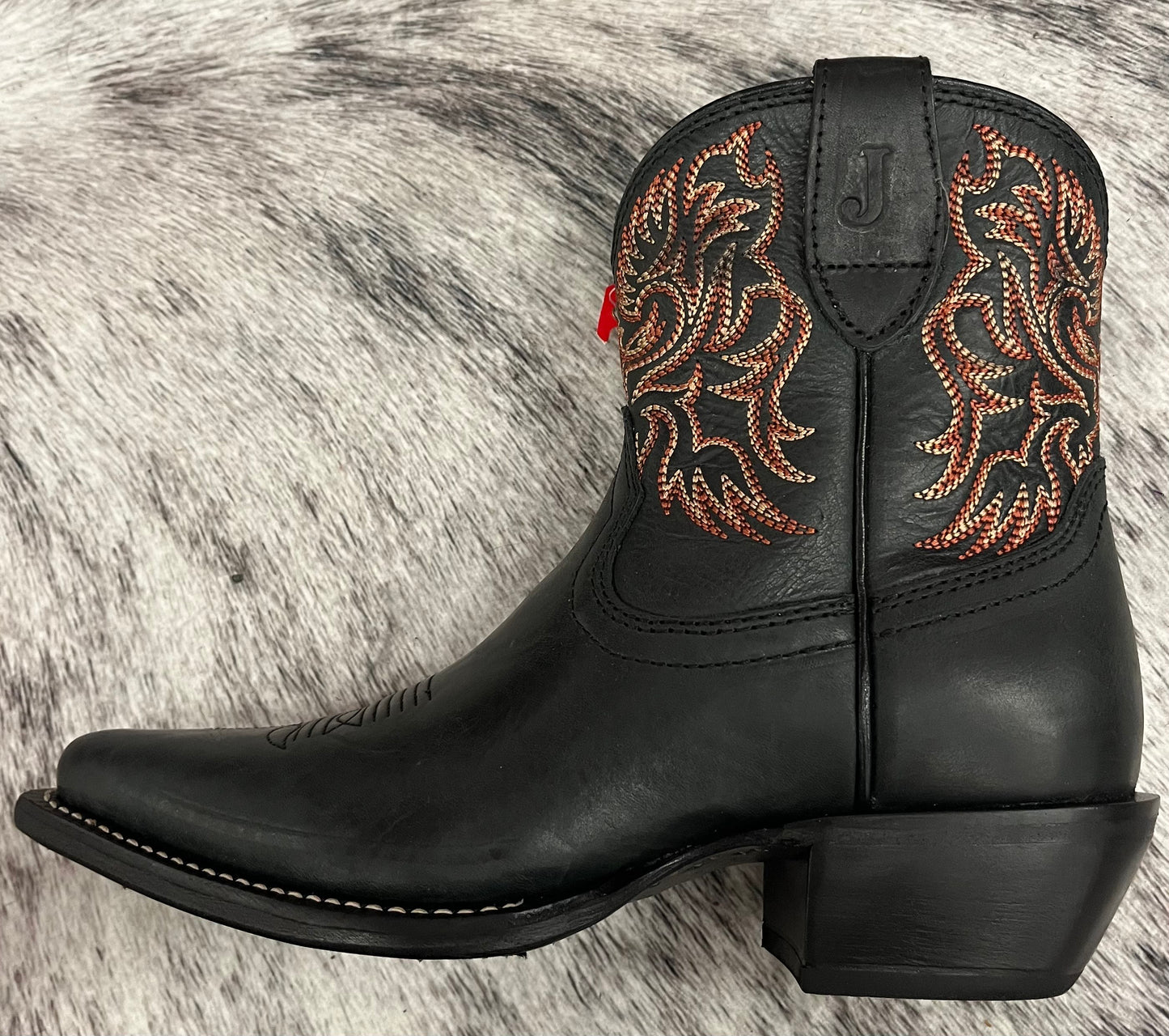 Isabella Coal Cowhide