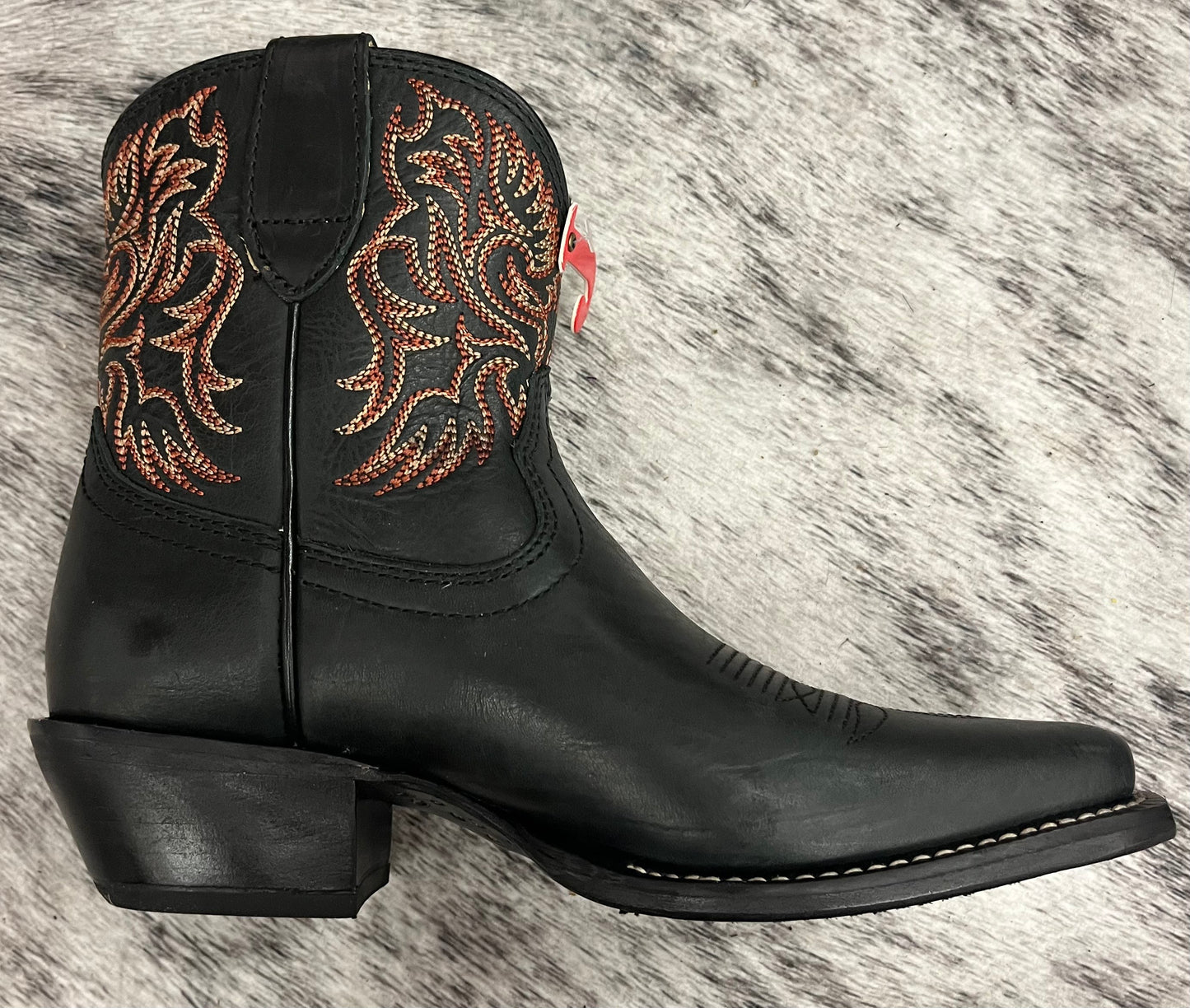 Isabella Coal Cowhide