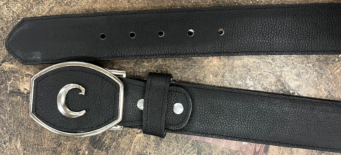 Oval Buckle "C"