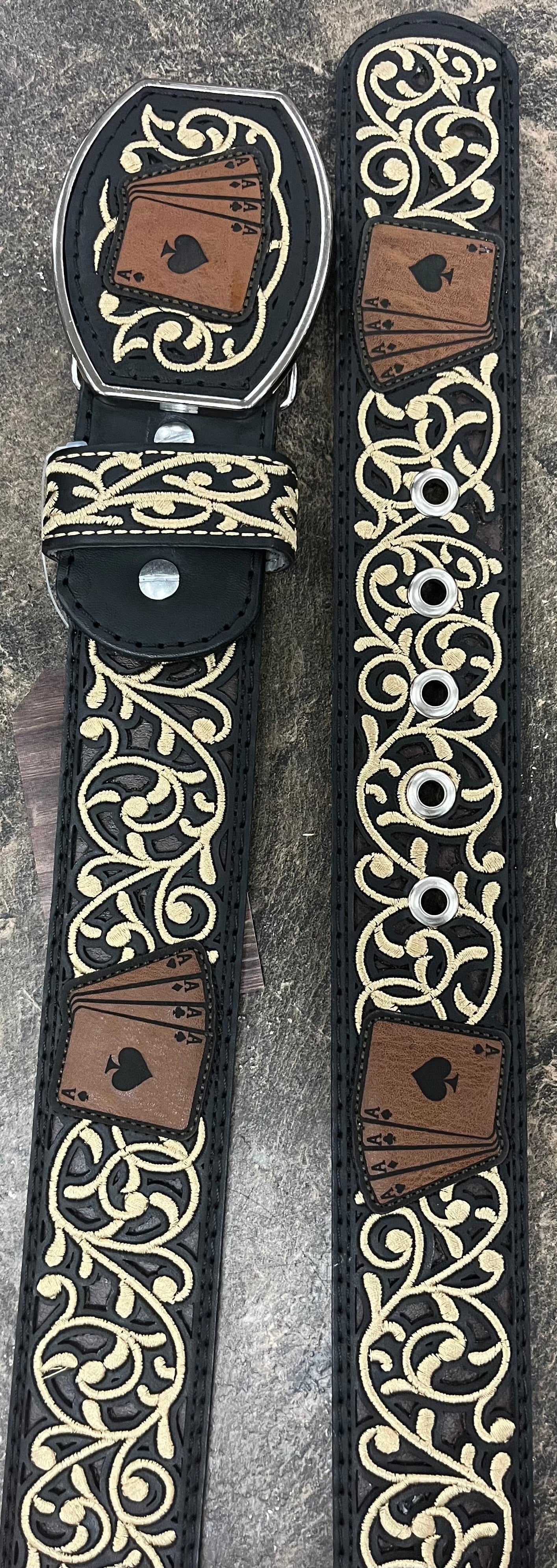 Oval Buckle Belt "Poker"