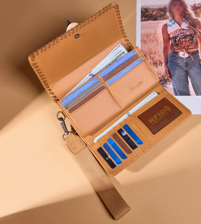 Wrangler Western Buckle RFID Wallet