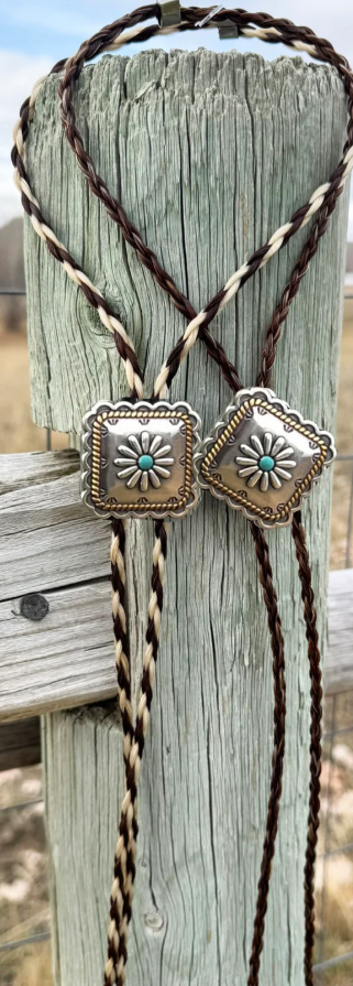 Cowboy Collectibles Golden Lasso Turquoise Square Horsehair Bolo