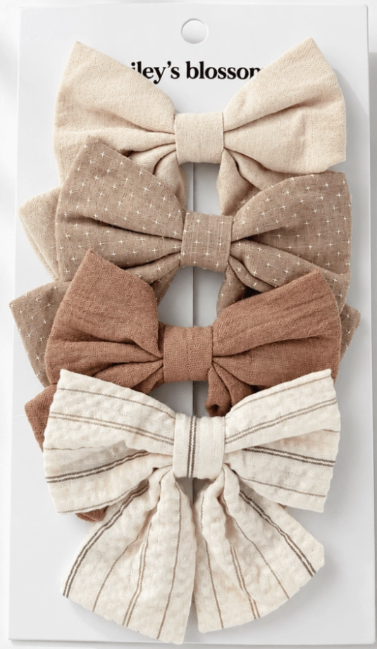 Bailey's Blossoms 4-Piece Bow Clip Set - Heirloom Linen