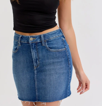 Basic Mid Waisted Mini Skirt